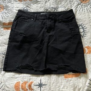 Ready Brand vintage reunion size 5/27 distressed black mini skirt